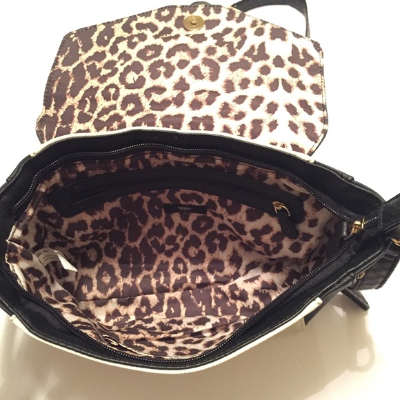 Mossimo Crossbody Handbag Purse - Picture 3 of 4